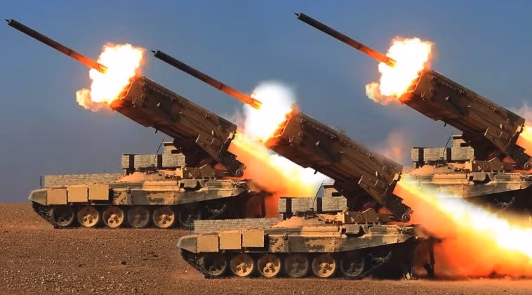 Tầm bắn tối đa của TOS-1A chỉ khoảng 10 km, so với các loại pháo phản lực hiện đại, rõ ràng TOS-1A có tầm bắn rất kém. Tuy nhiên dàn phóng với 30 ống có thể bắn ra trong 15 giây của nó, sẽ cung cấp mật độ hỏa lực cực kỳ dày đặc.