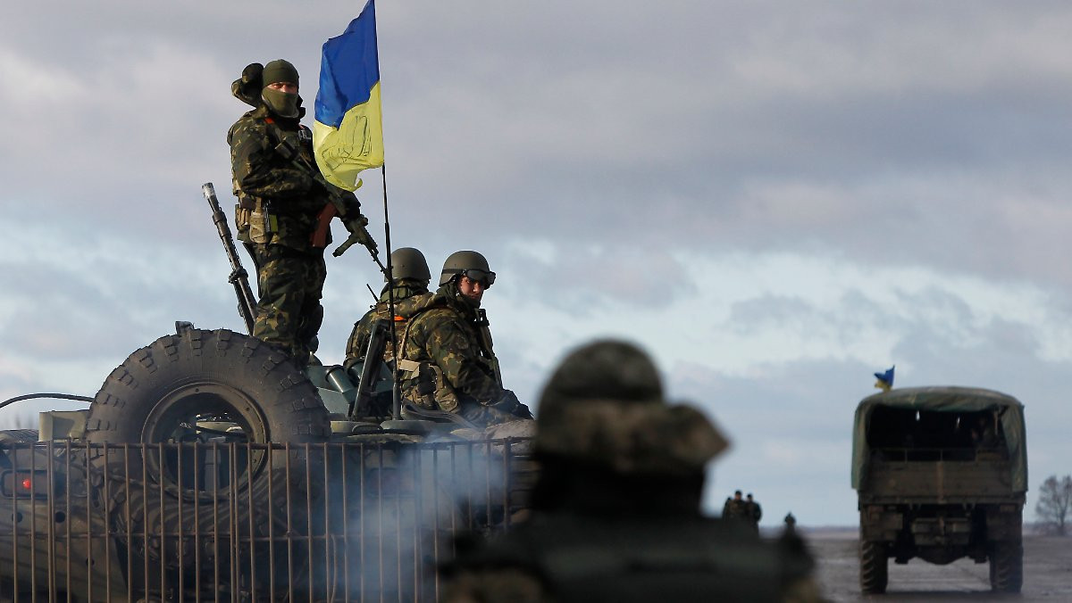 Pháp và Đức - hai quốc gia đồng minh thân thiết nhất ở châu Âu, cũng tỏ ra rất quan tâm tới vấn đề Ukraine. Hai quốc gia này hiện đang tham gia cuộc tập trận chung đa quốc gia, được tổ chức ở Lithuania.