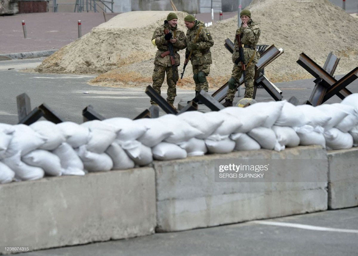 Truyền thông Mỹ trích lời quân đội nước này cho biết, các thông tin tình báo cho thấy Nga sẽ có kế hoạch dồn 95% trang thiết bị quân sự hiện đại của nước này, để bổ sung cho mặt trận Ukraine.