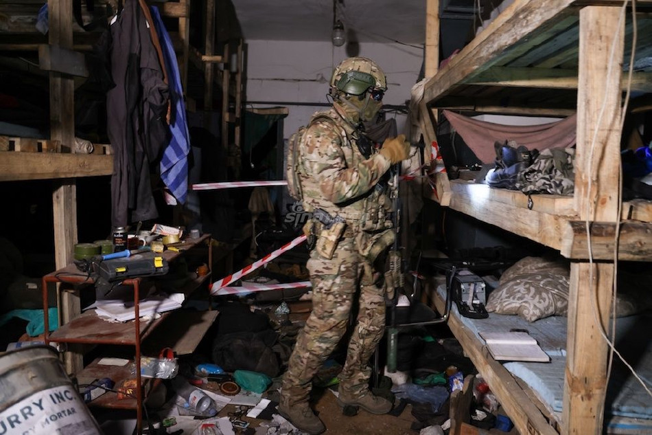 Bất chấp việc hứng chịu hỏa lực hạng nặng, các cơ sở vật chất bên dưới nhà máy thép Azovstal dường như vẫn còn nguyên vẹn.