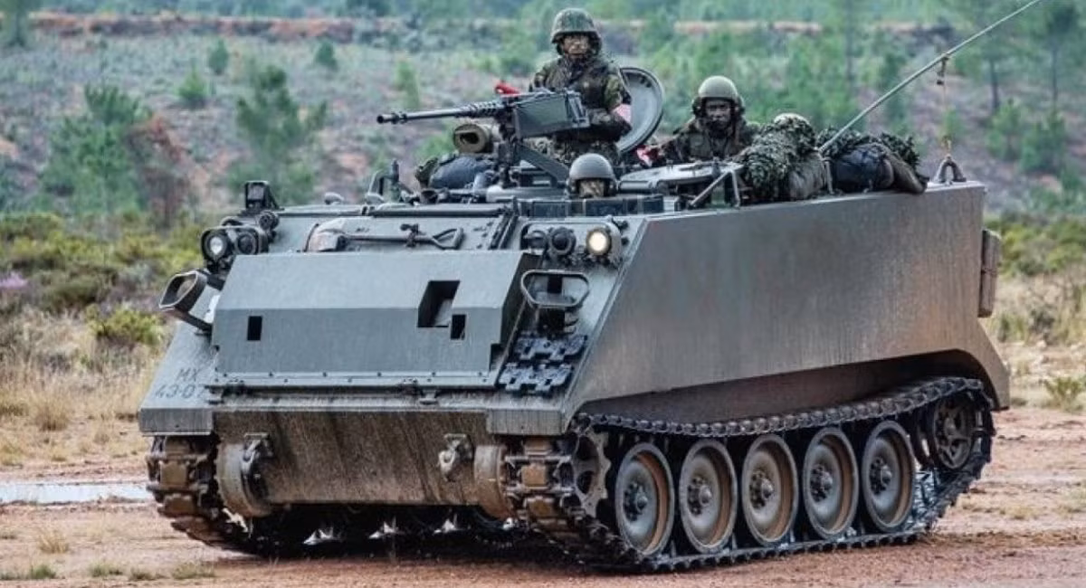 Các xe thiết giáp của Bồ Đào Nha đang trên đường đến Ukraine qua ngả Ba Lan. Truyền thông Ukraine khẳng định, quân đội nước này đã có thể làm chủ được thiết giáp M113.