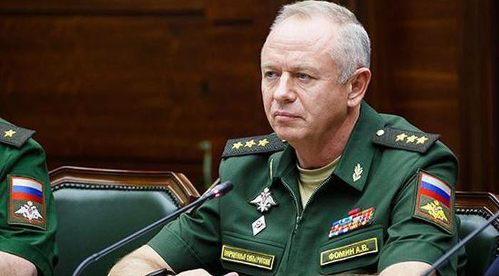 Nga bất ngờ thông báo sẽ cử hai sư đoàn tên lửa phòng không S-400 tới Belarus để tập trận. Cùng với S-400 còn có tên lửa Pantsir-S1 và chiến đấu cơ Su-35.