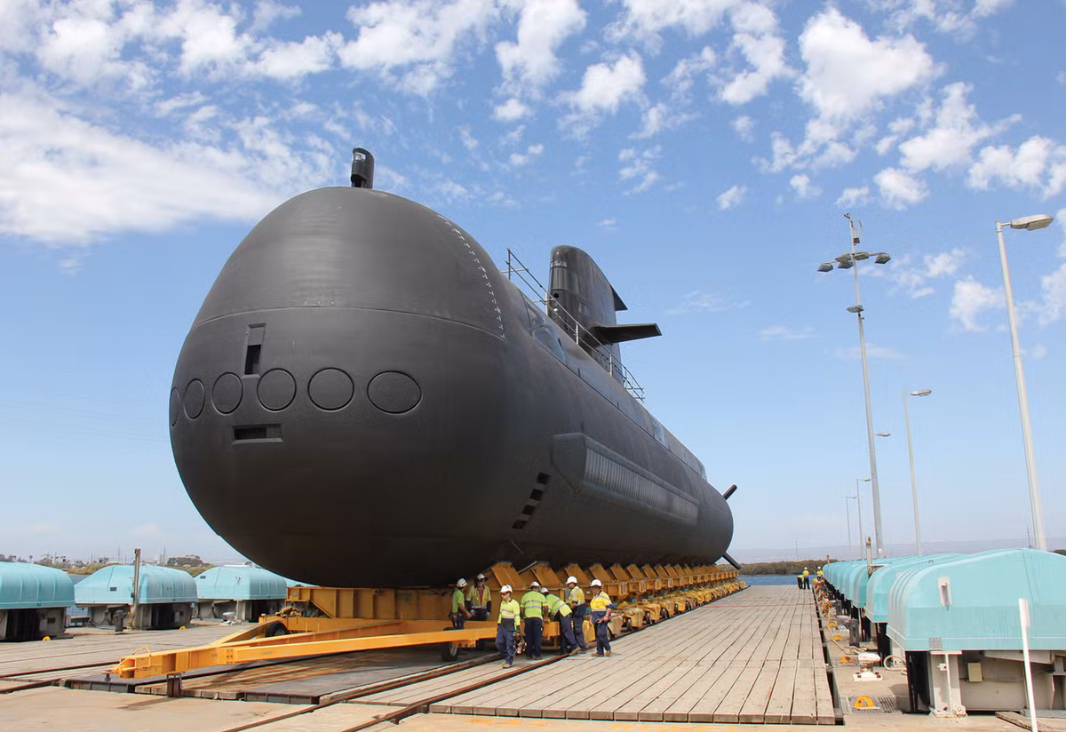 Là loại tàu ngầm đầu tiên trên thế giới sử dụng hệ thống đẩy khí độc lập, hệ thống này cho phép các tàu ngầm lớp Gotland lặn được cả tuần dưới mặt nước - một điều mà chỉ tàu ngầm sử dụng năng lượng hạt nhân mới có thể làm được.