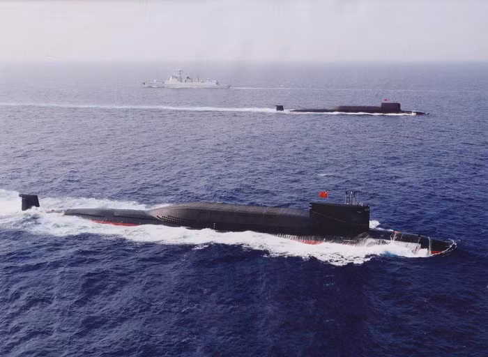 Ngoài ra việc chế tạo tàu ngầm đòi hỏi những nỗ lực kỹ thuật đáng kể, vốn không phải lúc nào cũng nằm trong khả năng của các chuyên gia Trung Quốc.