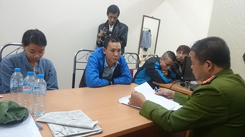 View - Những hình ảnh sốc về quy trình sản xuất nước Lavie giả | Báo Tri thức và Cuộc sống - TIN TỨC PHỔ BIẾN KIẾN THỨC 24H