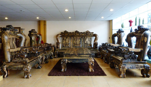 Nhung bo ban ghe doc la dat hon vang cho gioi dai gia-Hinh-3