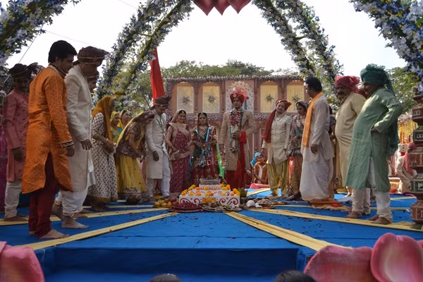 Can canh mot dam cuoi o An Do lam “rung chuyen” the gioi-Hinh-4