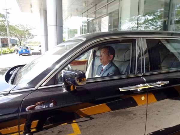 Dai gia Le An sanh dieu lai Rolls Royce 30 ti-Hinh-6