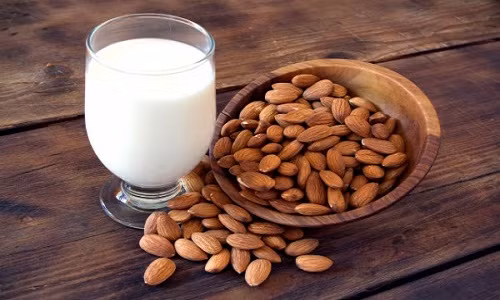 Đối với những người đang ăn kiêng thì việc giữ gìn vóc dáng trong mùa lạnh – mùa lễ cưới cuối năm là điều cần đặc biệt chú ý. Nếu bạn muốn giảm mỡ bụng thì hãy lên thực đơn cùng những thực phẩm sau đây để đạt được hiệu quả nhiều nhất nhé.