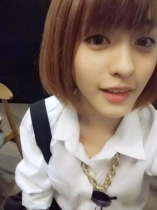 Minh Ngọc chia sẻ cô có ước mơ trở thành người mẫu, diễn viên từ nhỏ. Lớn lên, có được khuôn mặt, nhan sắc xinh đẹp, Minh Ngọc luôn biết cách thể hiện, tận dụng nó như một thế mạnh để phục vụ những ước mơ, công việc của mình.