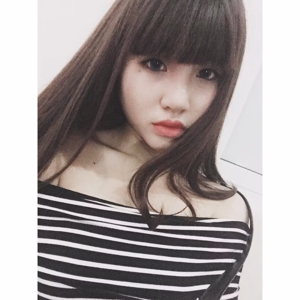 Vừa hoàn thành năm học đầu tiên của cấp ba, chưa có quá nhiều áp lực nhưng việc vừa học vừa làm lớp trưởng, lo toan nhiều công việc của lớp cũng khiến Nhật Anh có lúc khá tất tả.