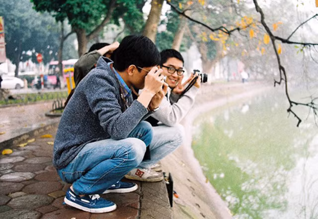 Một thú vui khác của những người yêu thích máy ảnh phim nữa là săn ống kính cổ, độc lạ. Ống kính cho dòng máy phim cũng rất đa dạng, một số loại rất cổ nhưng lại cho ra những hiệu ứng ảnh đẹp mắt.