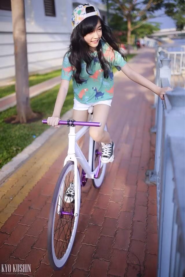 Vì không thể kết bạn vượt quá số lượng cho phép, nên dù thích thú khi được khen ngợi về ngoại hình, luôn mong muốn được gặp gỡ, giao lưu, có thêm những người bạn mới... nhưng cô bé 10X Sài thành không thể kết bạn được với tất cả mọi người.