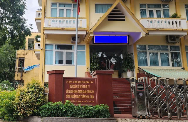 Khoi to, bat nguyen Giam doc Ban Quan ly du an tinh Dak Lak