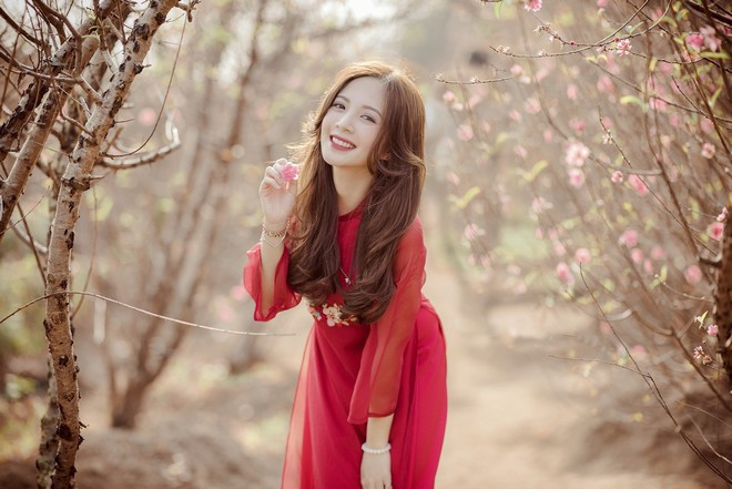 Bên cạnh việc tiếp tục theo đuổi nghệ thuật, Ngọc Huyền còn dự định sẽ học lên cao học để theo đuổi con đường chính là làm giáo viên.Đối với Ngọc Huyền, việc theo đuổi ngành nào cũng cần đam mê và sự yêu thích, nhưng với ngành Tâm lý thì quan trọng nhất là sự kiên trì, bền bỉ, đòi hỏi sự cố gắng và nỗ lực không ngừng.