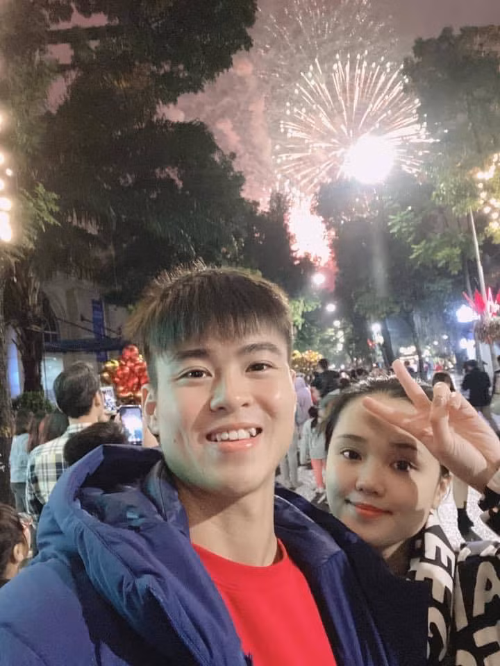 Dan WAGs do sac ngay dau nam moi: Nguoi long lay, ke gian di-Hinh-6