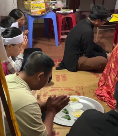 Trước đó, cuối tháng 10/2022, Quỳnh Như - chị gái cô gái Hải Như cho biết, chia sẻ thêm gia đình đã làm lễ cúng 100 ngày cho Hải Như theo đúng ngày tháng kể từ khi mất tích, để lỡ nếu có chuyện xấu xảy ra em gái không cô đơn. Trước đó, người nhà cũng đã lập bàn thờ, di ảnh và làm lễ cúng 49 ngày cho thiếu nữ 23 tuổi khi việc tìm kiếm chưa có kết quả. 