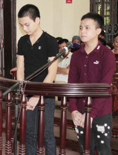 Xong việc, Sơn, Dương thuê một phòng nghỉ ngủ qua đêm. Đến sáng, cả hai tìm về quán internet để chơi, tuy nhiên do biết công an đang điều tra về cái chết của ông K nên các đối tượng sợ hãi, bắt xe bỏ trốn. Sau này, tại phiên sơ thẩm TAND tỉnh Hải Dương đã tuyên phạt Sơn, Dương mỗi người 12 năm tù về các tội "Giết người và Cướp tài sản" vì khi phạm tội, hai đối tượng này chưa đủ 18 tuổi.