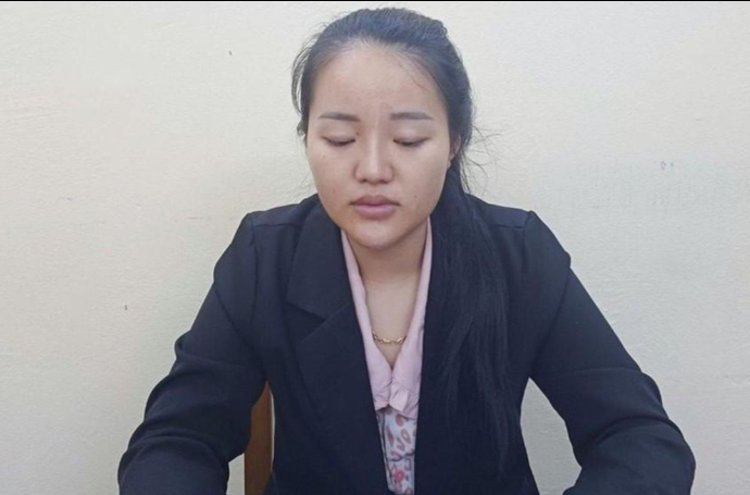  Cô gái 21 tuổi cầm đầu đường dây tín dụng đen: Ngày 21/11, Công an tỉnh Quảng Nam cho biết vừa triệt phá đường dây tín dụng đen do Nguyễn Thị Nhật Vy (21 tuổi, ngụ xã Bình Quý, huyện Thăng Bình, Quảng Nam) cầm đầu. Vy và những người khác đã cho 30 người dân trên địa bàn tỉnh Quảng Nam và Quảng Bình vay với tổng số tiền hơn 1 tỉ đồng. Đường dây của Vy cho vay với lãi suất từ 360%/năm đến 579,6%/năm, gấp từ 18 lần đến 28,98 lần so với lãi suất pháp luật quy định, thu lợi bất chính hàng trăm triệu đồng. 