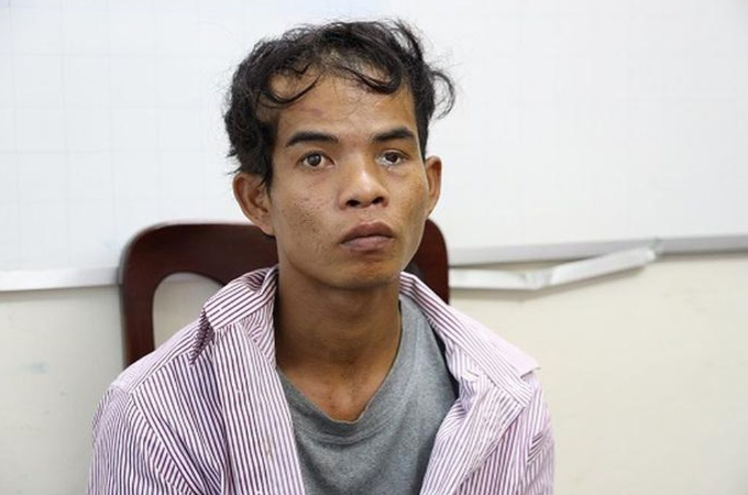  Bắt thanh niên quan hệ với bé gái 13 tuổi: Khoảng tháng 2/2022, thông qua mạng xã hội Facebook, Nguyễn Văn Tài (SN 1994, ngụ tỉnh An Giang) quen biết với cháu H. (SN 2009, ngụ huyện Tân Châu, tỉnh Hậu Giang) và thường xuyên nhắn tin. Sau đó, 2 người đã gặp nhau và quan hệ tình dục. Sự việc này đã bị gia đình cháu H. phát hiện tố cáo với cơ quan Công an. Ngày 21/11, Công an Tây Ninh cho biết vừa bắt Tài để điều tra, làm rõ.