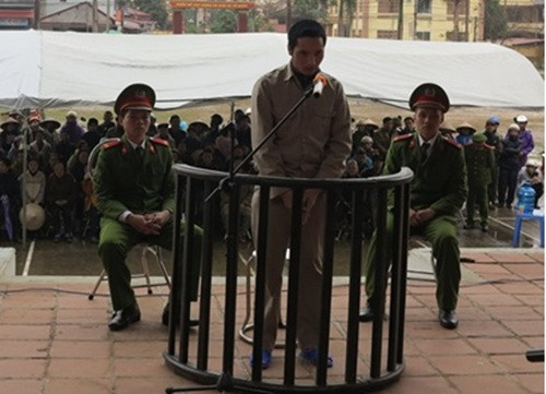  Ảo giác vì ma túy, con đâm bố bị thương, mẹ tử vong: Trong khi ông Nguyễn Văn Môn (trú xã Tân Thành, huyện Bắc Sơn, tỉnh Lạng Sơn) là bố đẻ và bà Tịnh là mẹ đẻ của Nguyễn Văn Nghĩa (SN 1989) đang nằm ngủ thì Nghĩa lên cơn nghiện ma túy ảo giác. Nghĩa đã dùng kéo dài 18 cm, đâm vào ngực bố đẻ là Nguyễn Văn Môn bị thương gây tổn hại sức khỏe 02 % và đâm vào vùng thái dương đỉnh trái của bà Lương Thị Tịnh, vỡ xương hộp sọ dẫn đến tử vong. Tháng 3/2017, TAND tỉnh Lạng Sơn tuyên Nghĩa án chung thân. 