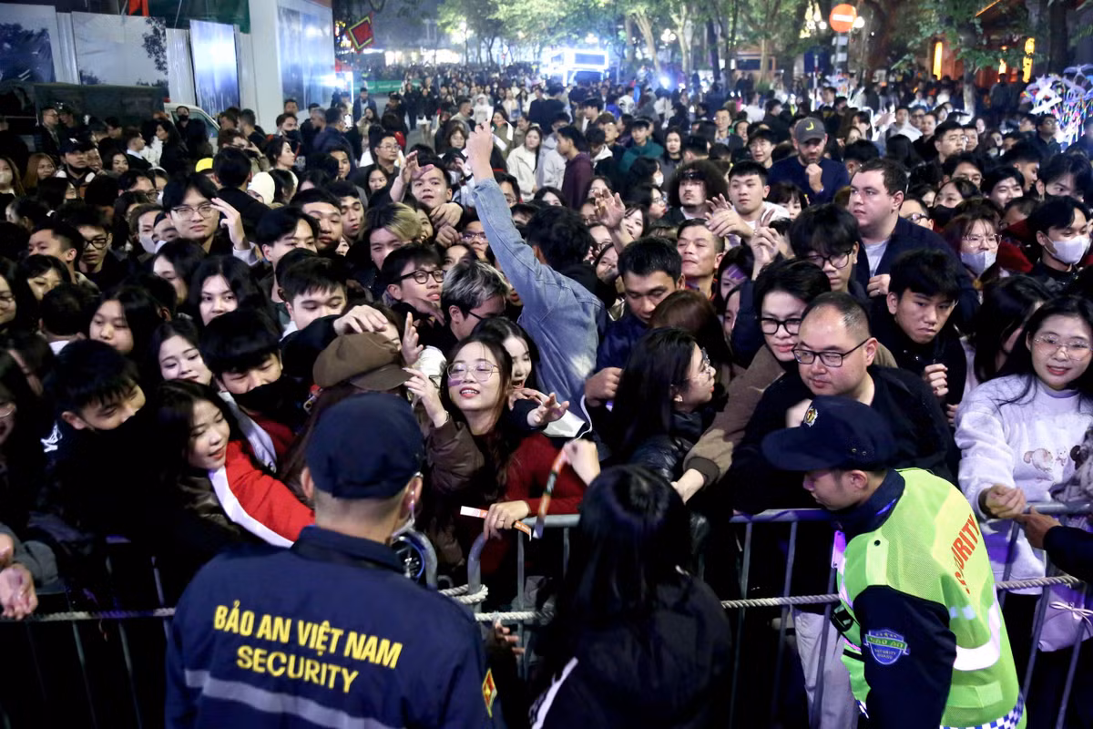 An ninh được siết chặt.