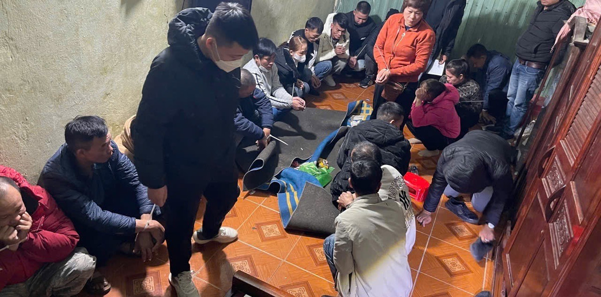 Đột kích ổ đánh bạc, gá bạc ở Quảng Ninh Dot kich o danh bac, ga bac o Quang Ninh