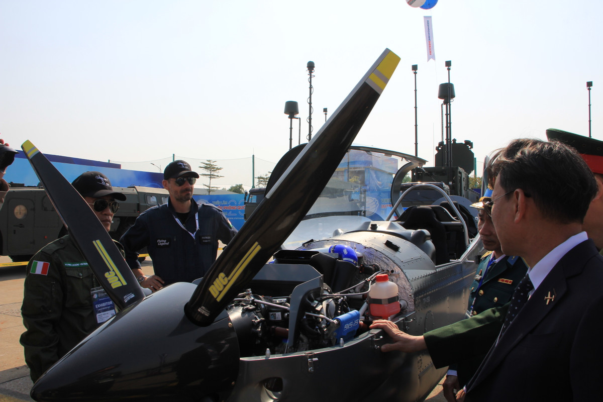 Máy bay đáp ứng tiêu chuẩn kỹ thuật cao trong lĩnh vực hàng không. Ảnh: Hữu Tuấn.