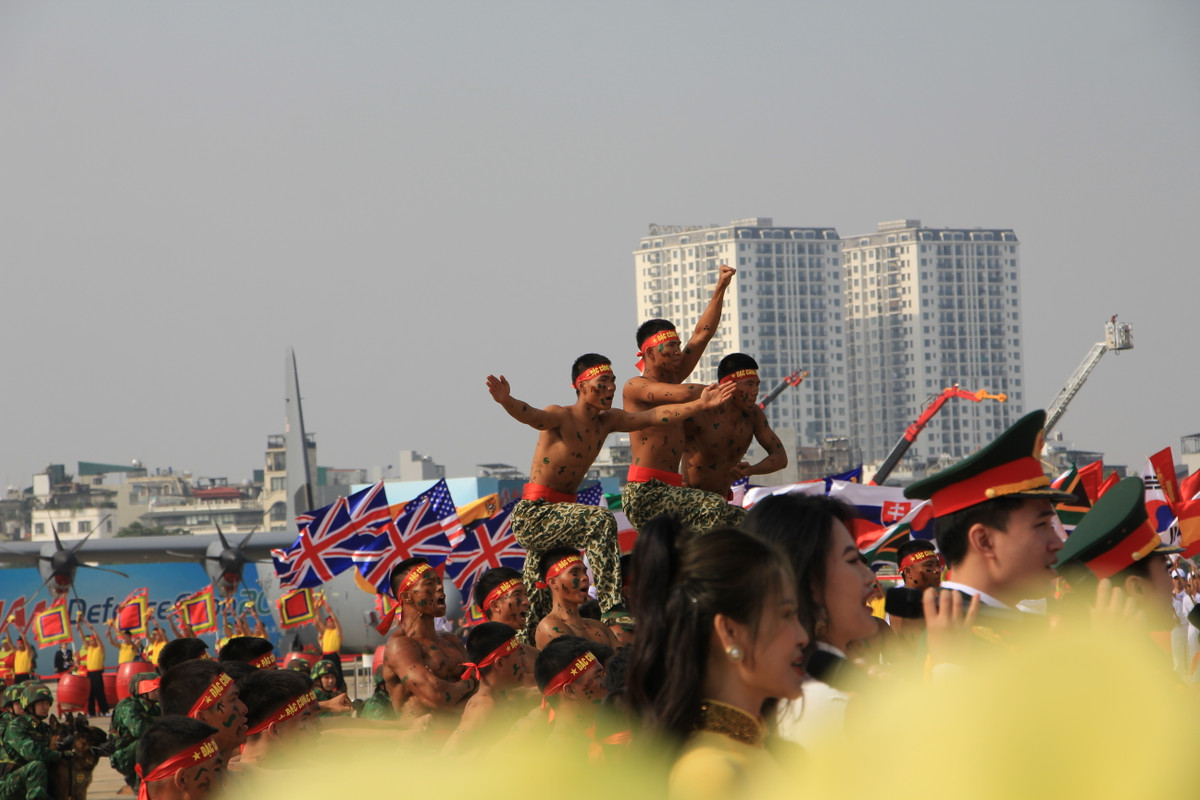 Hình tượng mạnh mẽ của Quân đội Việt Nam.