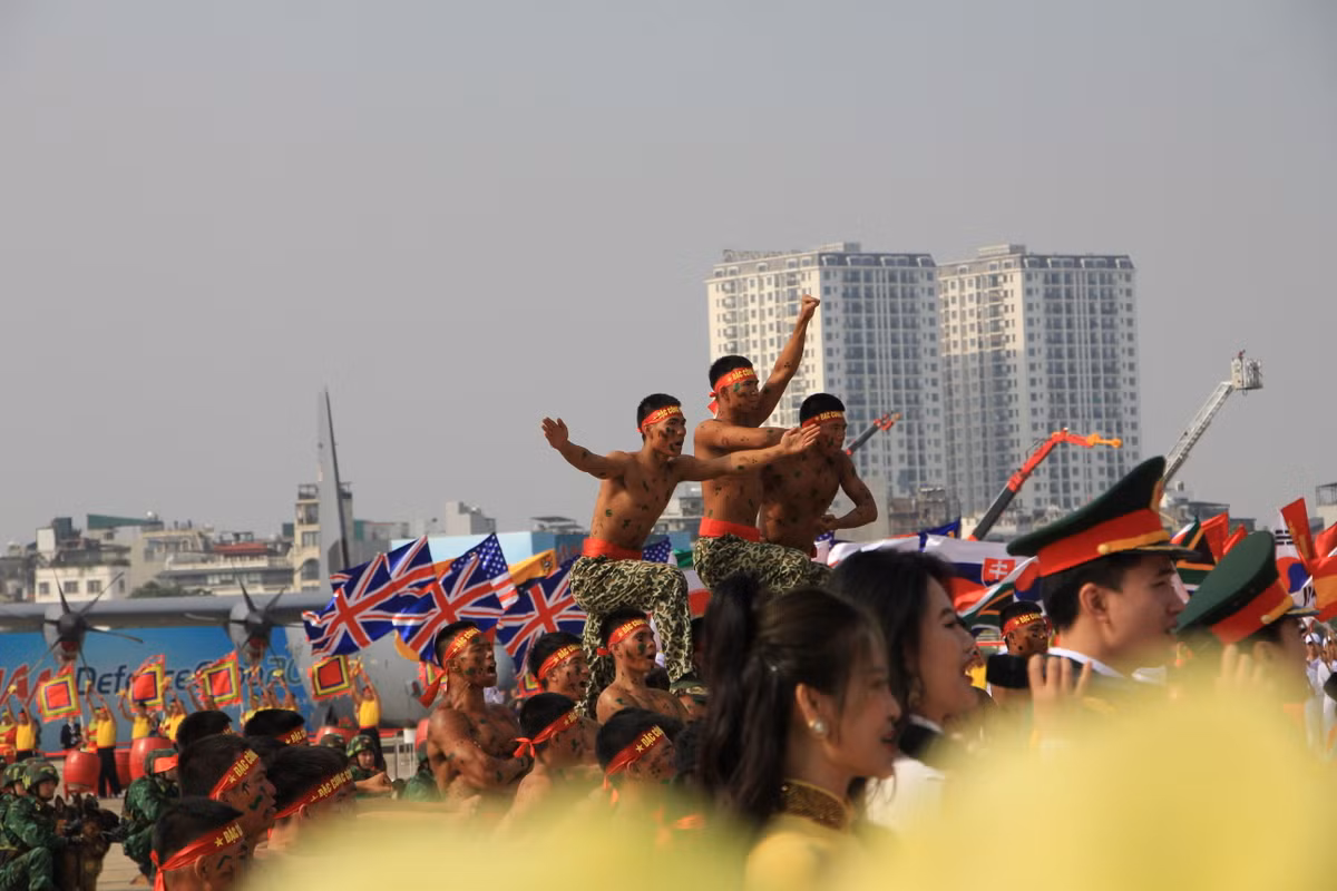 Hình tượng mạnh mẽ của Quân đội Việt Nam.