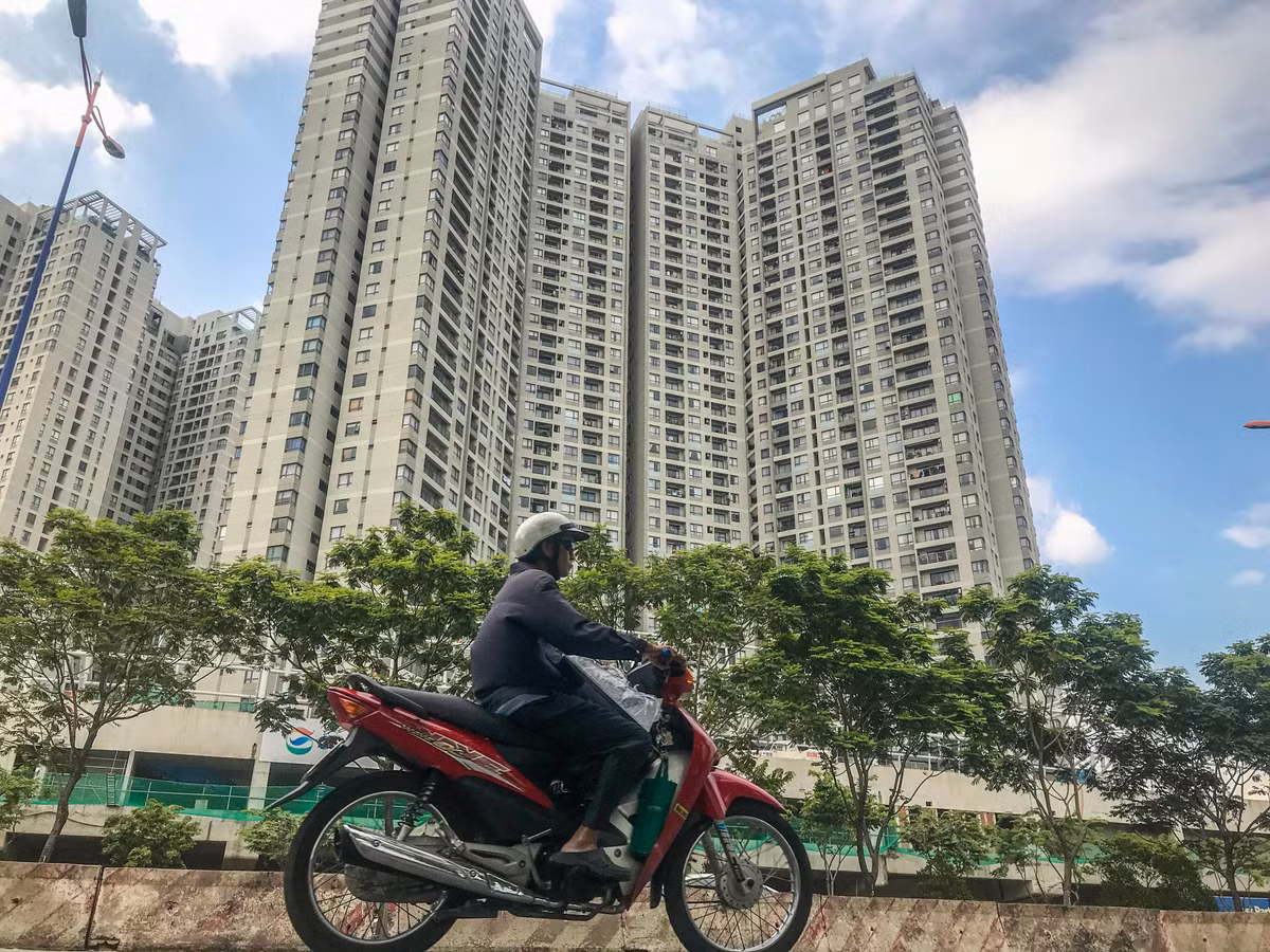 Can canh loat chung cu quanh Thao Dien - noi o nhiem khong khi nang nhat Sai Gon-Hinh-4