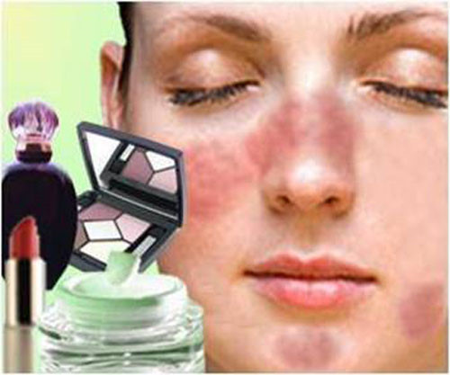 Cách chọn mỹ phẩm phù hợp với làn da nhạy cảm (Ảnh: internet)