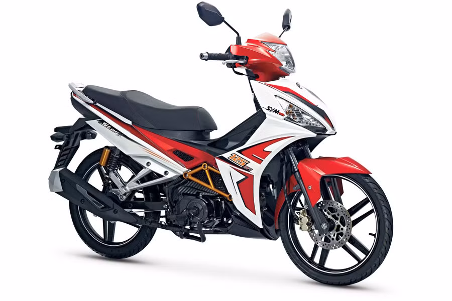 StarX 125 EFI có chiều dài 1.965 mm, rộng 720 mm và cao 1.125 mm. So với chiếc tay côn Exciter 150 của Yamaha, xe có thiết kế bề thế hơn nhờ chiều dài tương đương nhưng thân xe rộng hơn 50mm và cao hơn 45mm.