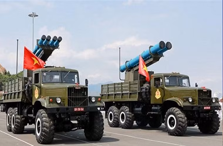 Hiện những hỏa tiễn dẫn đường chính xác đang hoạt động tích cực trong biên chế của Hải quân Việt Nam, với ưu thế về sự hủy diệt và độ chính xác cao. Những hỏa tiễn này sẽ là mối đe dọa cho bất cứ kẻ thù nào dám dòm ngó lãnh hải của Việt Nam.