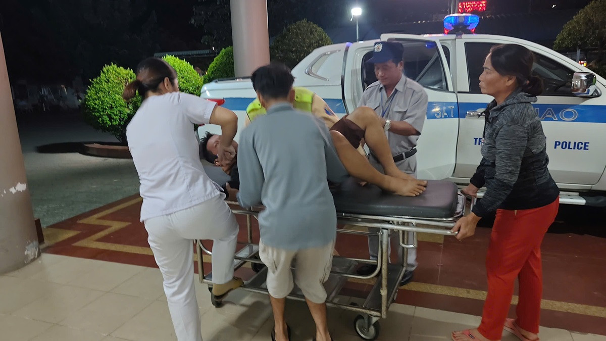 Tai xe nghi bi dot quy tren cao toc duoc phat hien kip thoi