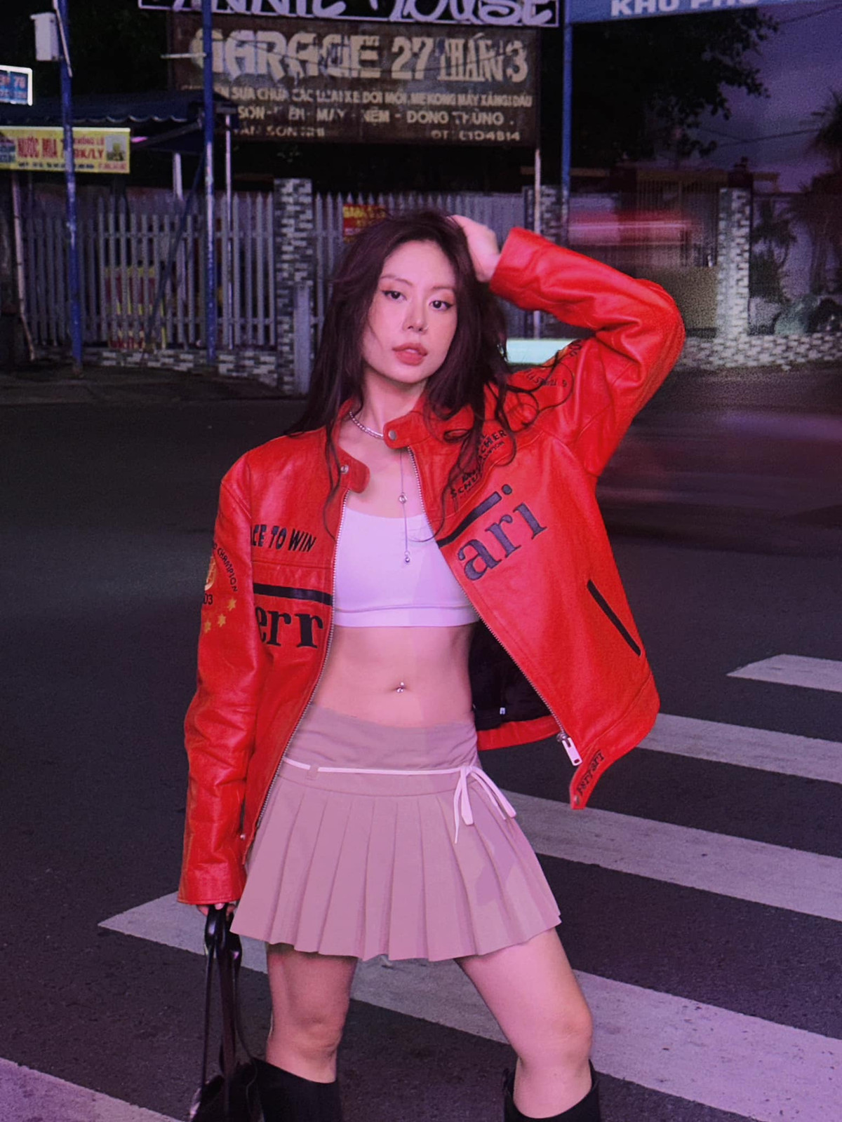 Thời gian gần đây, Mai Âm Nhạc không ngại thử mình trong những phong cách, hình tượng khác nhau.