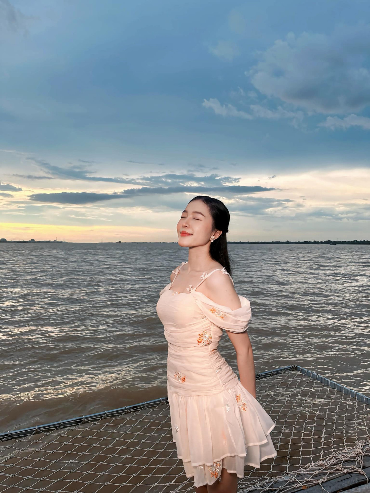 Ngoài thời gian học tập và tham gia cuộc thi, Kiều Duy dành nhiều thời gian cho gia đình. Cô chú trọng việc tập thể dục, duy trì lối sống lành mạnh để có sức bền trong các hoạt động và tự tin hơn