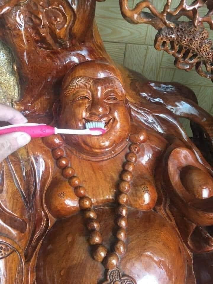 Tuy nhiên, những thiết kế bàn ghế này thường làm bằng gỗ thịt nên vô cùng nặng.