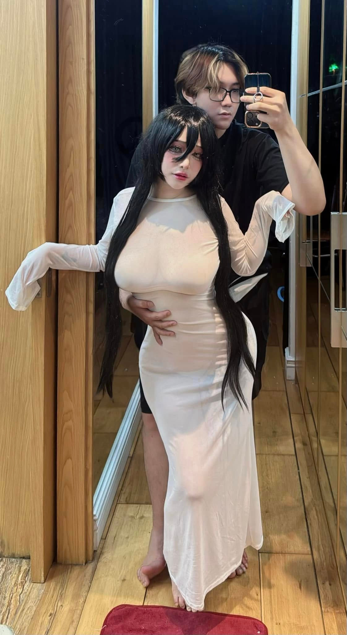 Ban đầu chỉ là sở thích đọc manga anime, mãi cho đến năm lớp 11, Giang được một người bạn kể cho nghe nhiều về cosplay, tình cờ cũng thời điểm đó cô bạn được anh chị khóa trên tặng vé xem chương trình AE Festival, từ đó cô nàng quyết tâm theo đuổi đam mê cosplay.