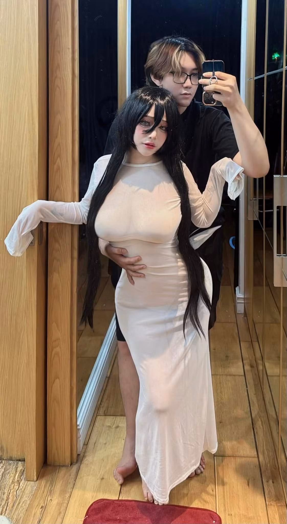 Ban đầu chỉ là sở thích đọc manga anime, mãi cho đến năm lớp 11, Giang được một người bạn kể cho nghe nhiều về cosplay, tình cờ cũng thời điểm đó cô bạn được anh chị khóa trên tặng vé xem chương trình AE Festival, từ đó cô nàng quyết tâm theo đuổi đam mê cosplay.