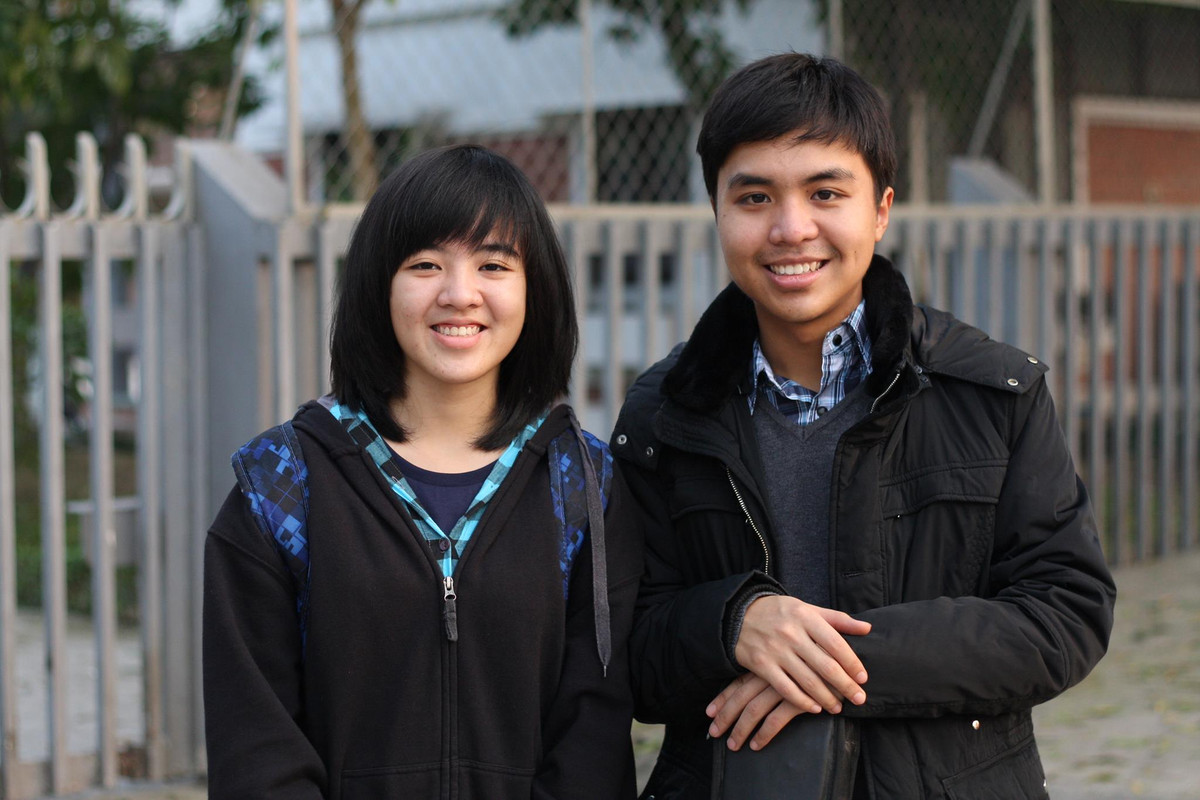 Những bức ảnh chụp chung của 2 anh em cũng được cư dân mạng "đào" lại vô cùng đáng yêu.