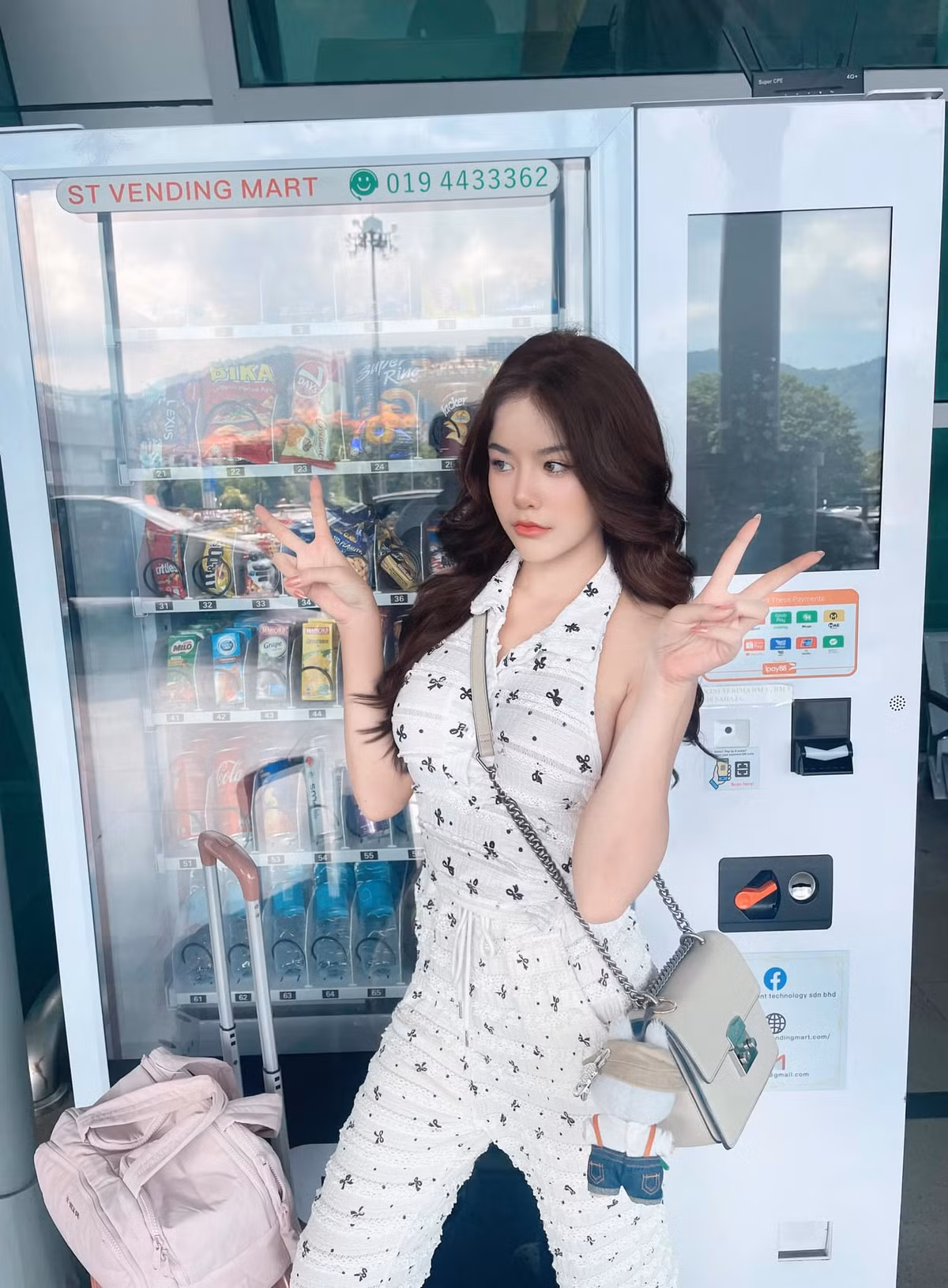 Dù thường xuyên khoe body nhưng Kawinthip Kodchawong được nhận xét không quá đáng và dung tục.