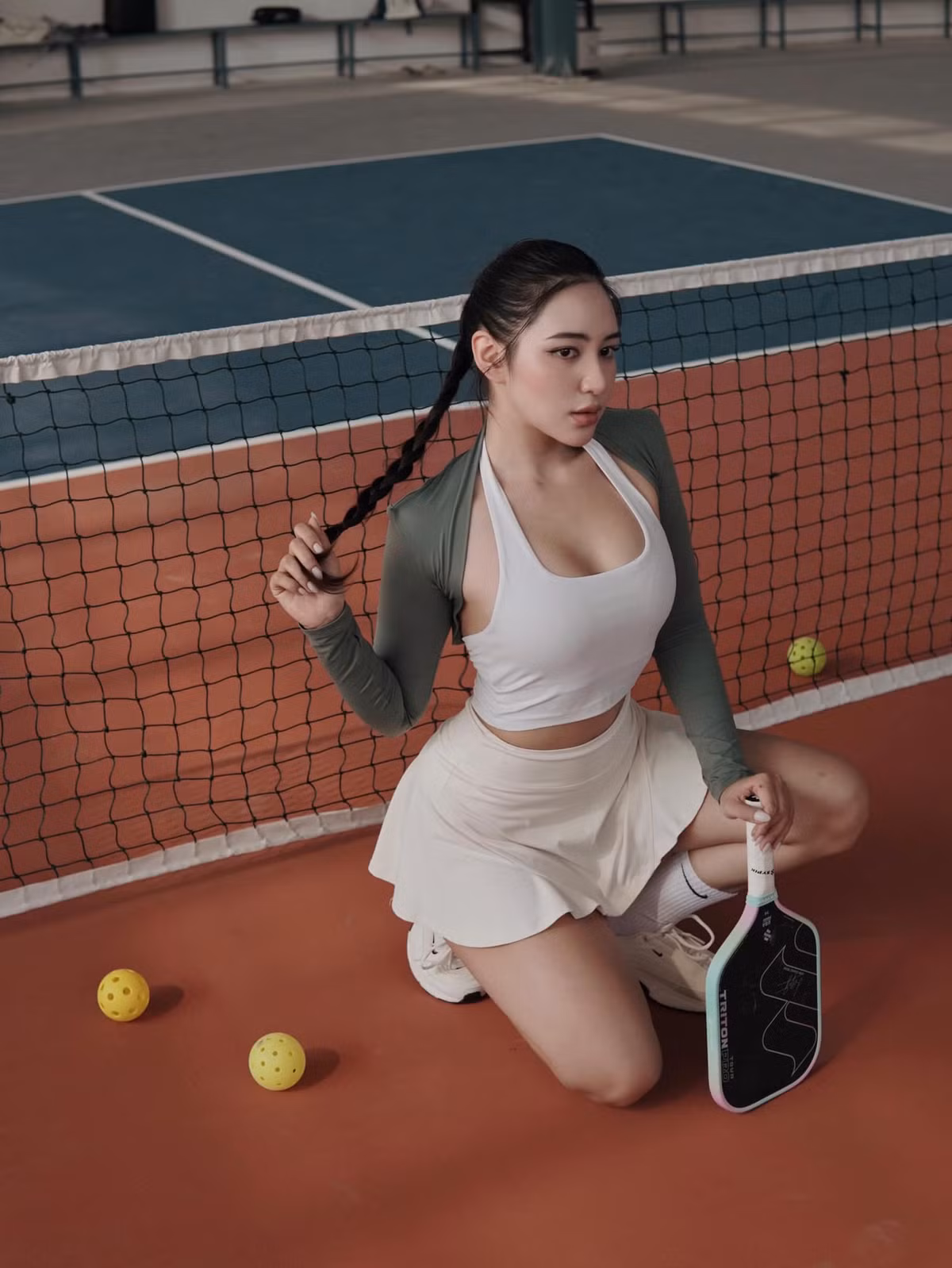 Thời trang pickleball của cô nàng cũng vô cùng đa dạng.