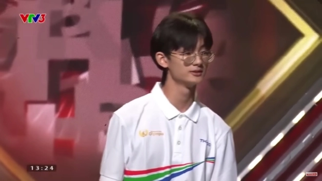 Anh chàng cũng là chủ nhân vòng nguyệt quế trong cuộc thi tuần mà mình tham dự. (Ảnh: chụp màn hình từ chương trình)