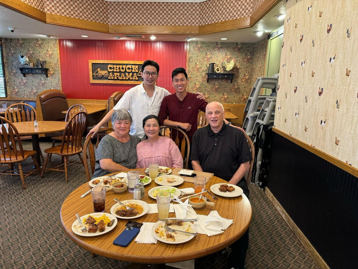 Cũng chính vì vậy, Trọng Luân vẫn đang độc thân và chưa có dự định kết hôn vì còn bận rộn với những dự định riêng cho gia đình và sự nghiệp.