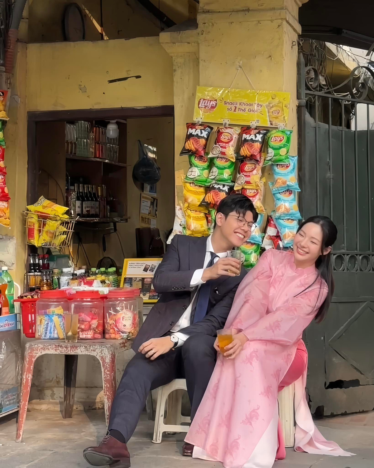 Trong những video của mình, nội dung mà "Gia đình truyền hình" đăng tải xoay quanh cuộc sống gia đình, công việc của một biên tập viên truyền hình. Họ hướng đến mục tiêu truyền cảm hứng cho người trẻ rằng công việc nào cũng khó khăn, vất vả, để thành công cần cố gắng từng ngày.