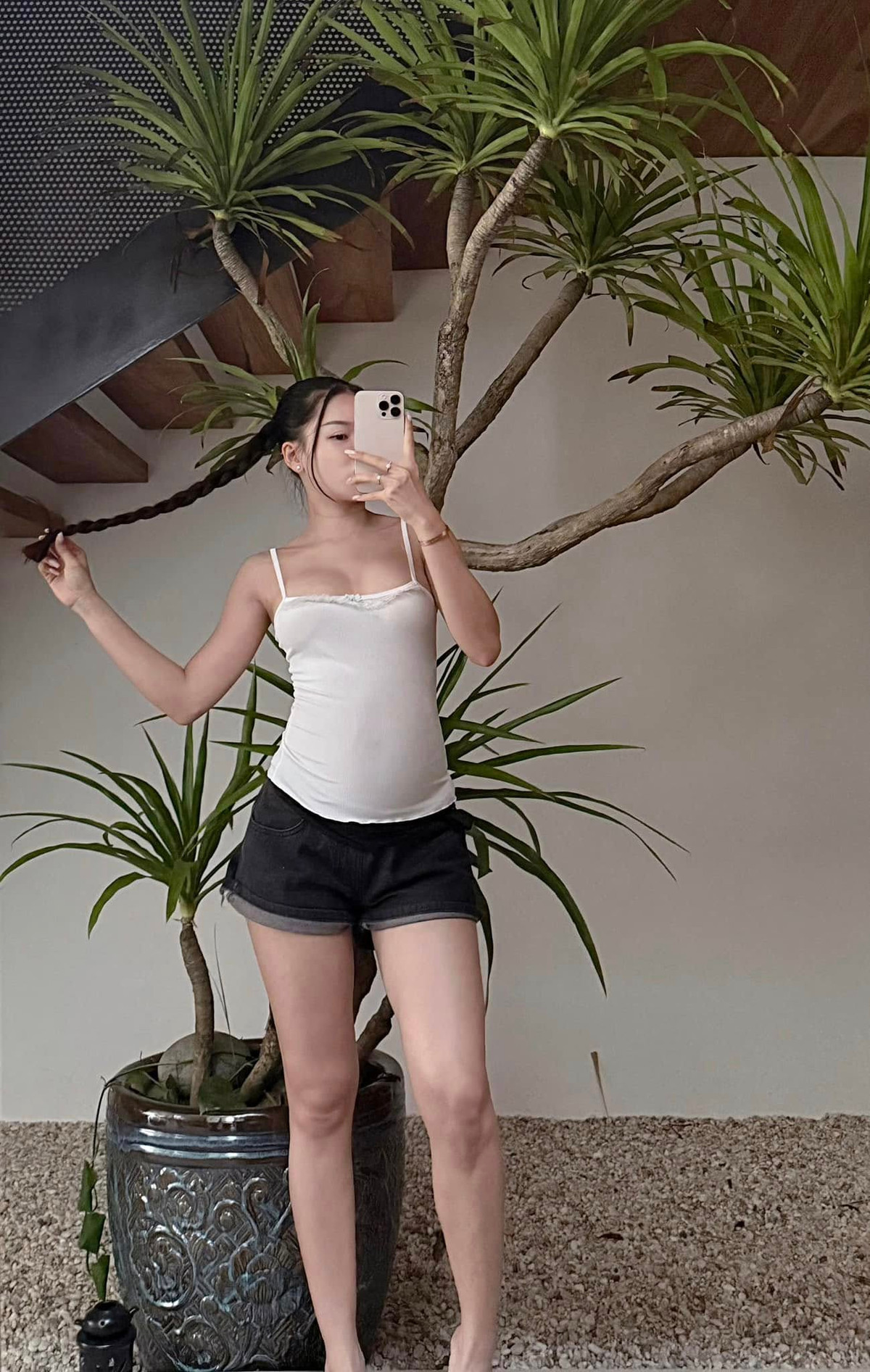 Bà xã Lâm Tây tính toán rất kĩ để tập luyện ở mức an toàn cho cả mẹ và em bé.