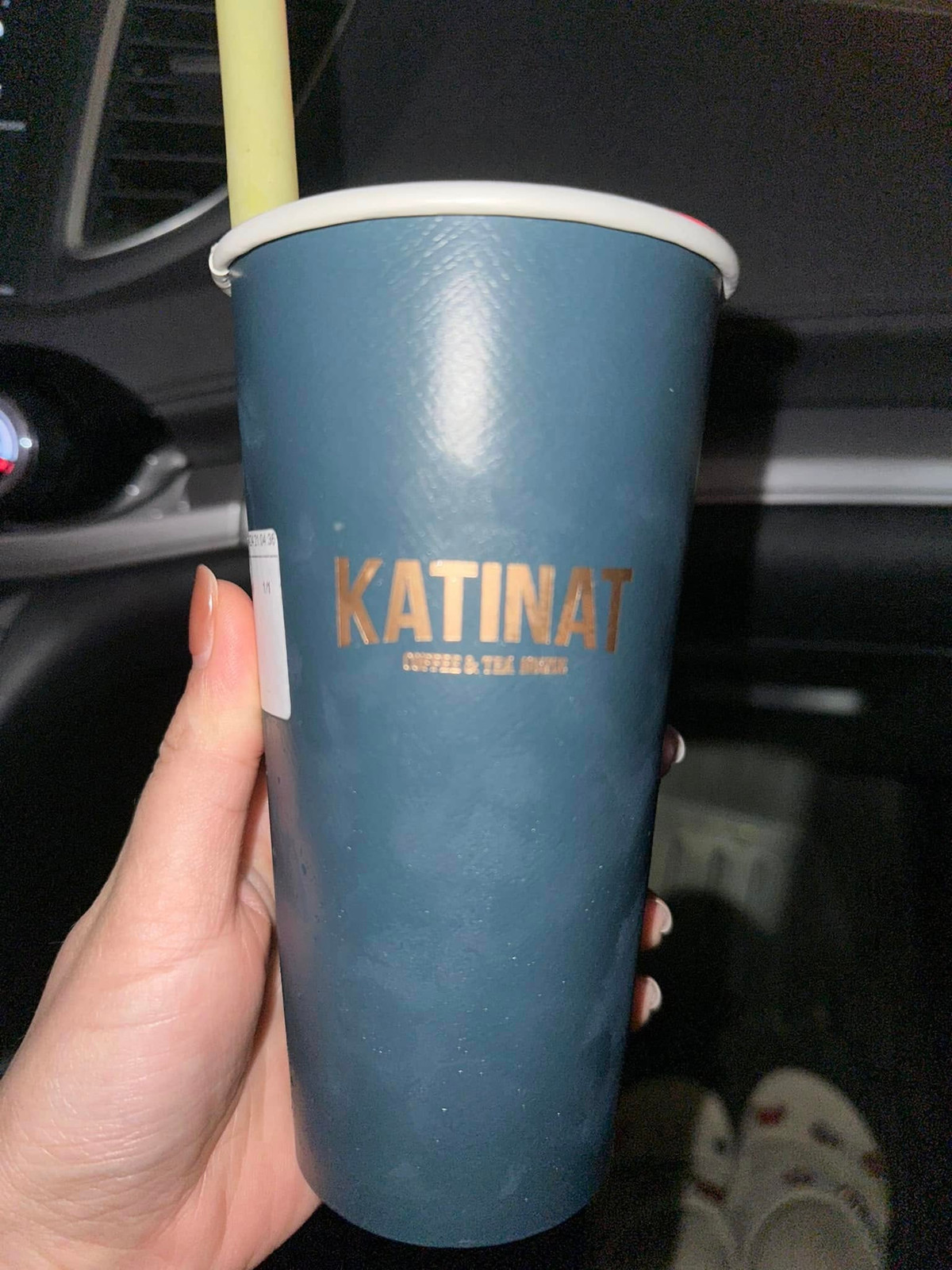 Trước đó, thương hiệu cùng từng xuất hiện với tần suất dày đặc trên mạng xã hội qua những bài đăng rewiew chất lượng đồ uống. Nhiều người cho rằng với cái giá khá chát, thì đồ uống của KATINAT bị cho là chất lượng chưa tương xứng, cốc chỉ toàn đá, lượng đồ uống thực tế vô cùng ít.