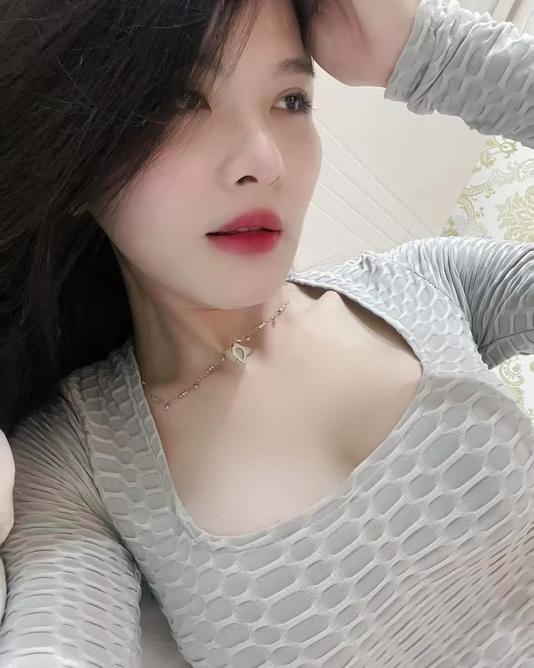 Mỹ nhân chuyển giới Gen Z sở hữu chiều cao 1m68, gương mặt xinh đẹp, thuần khiết khiến người đối diện ấn tượng ngay từ lần đầu gặp mặt.