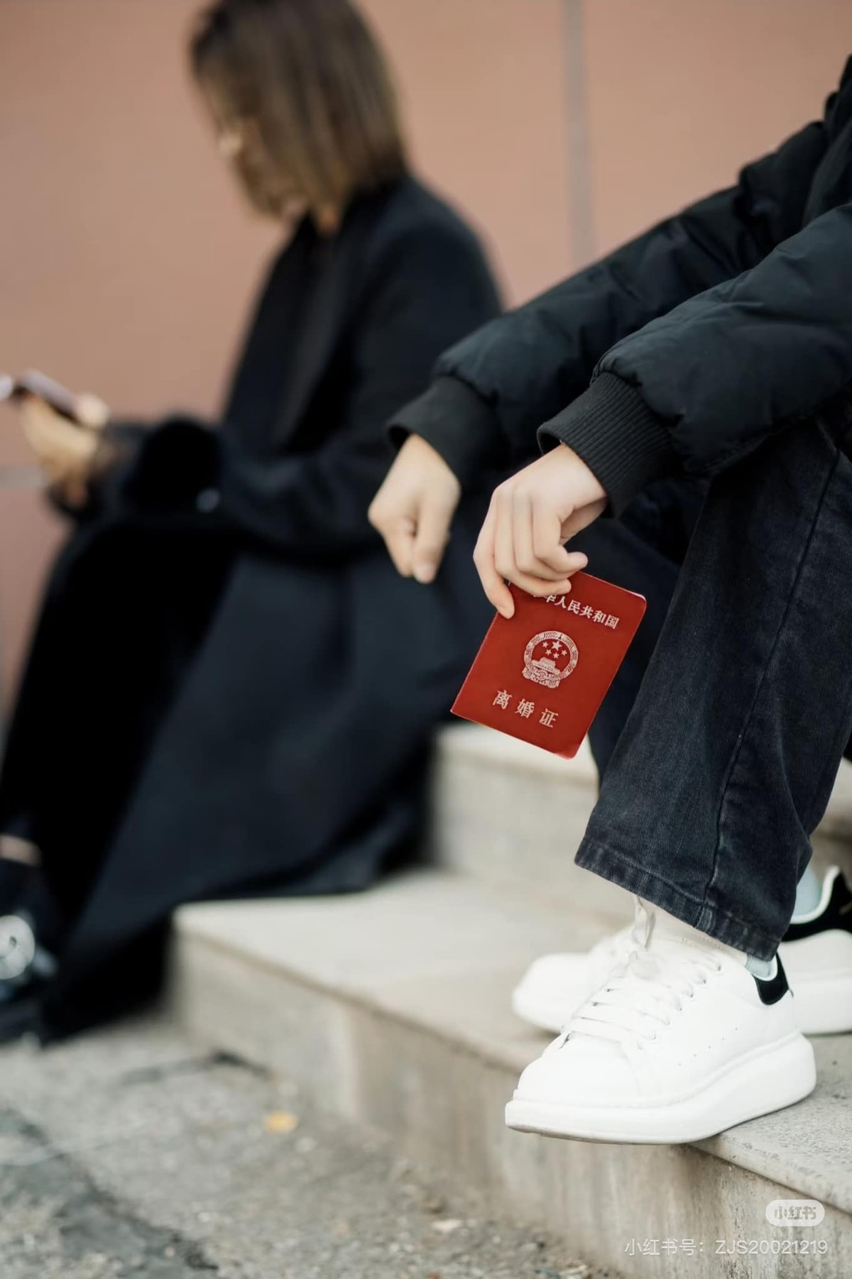 Theo dữ liệu từ Cục Thống kê Quốc gia Trung Quốc, tỷ lệ kết hôn ở nước này giảm hàng năm, từ khoảng 13 triệu vào năm 2013 xuống dưới 7 triệu vào năm 2022. Đây là mức thấp nhất kể từ khi bắt đầu thống kê vào năm 1985.